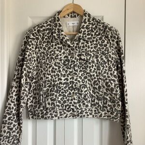 Women’s Cropped Denim Jacket size Small